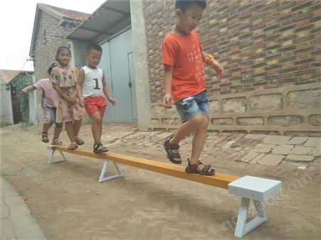 儿童实木平衡木 迅驰体育幼儿园早教体测感统训练